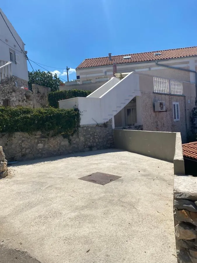 Casa vacanze Vita Vacation Home Ustrine