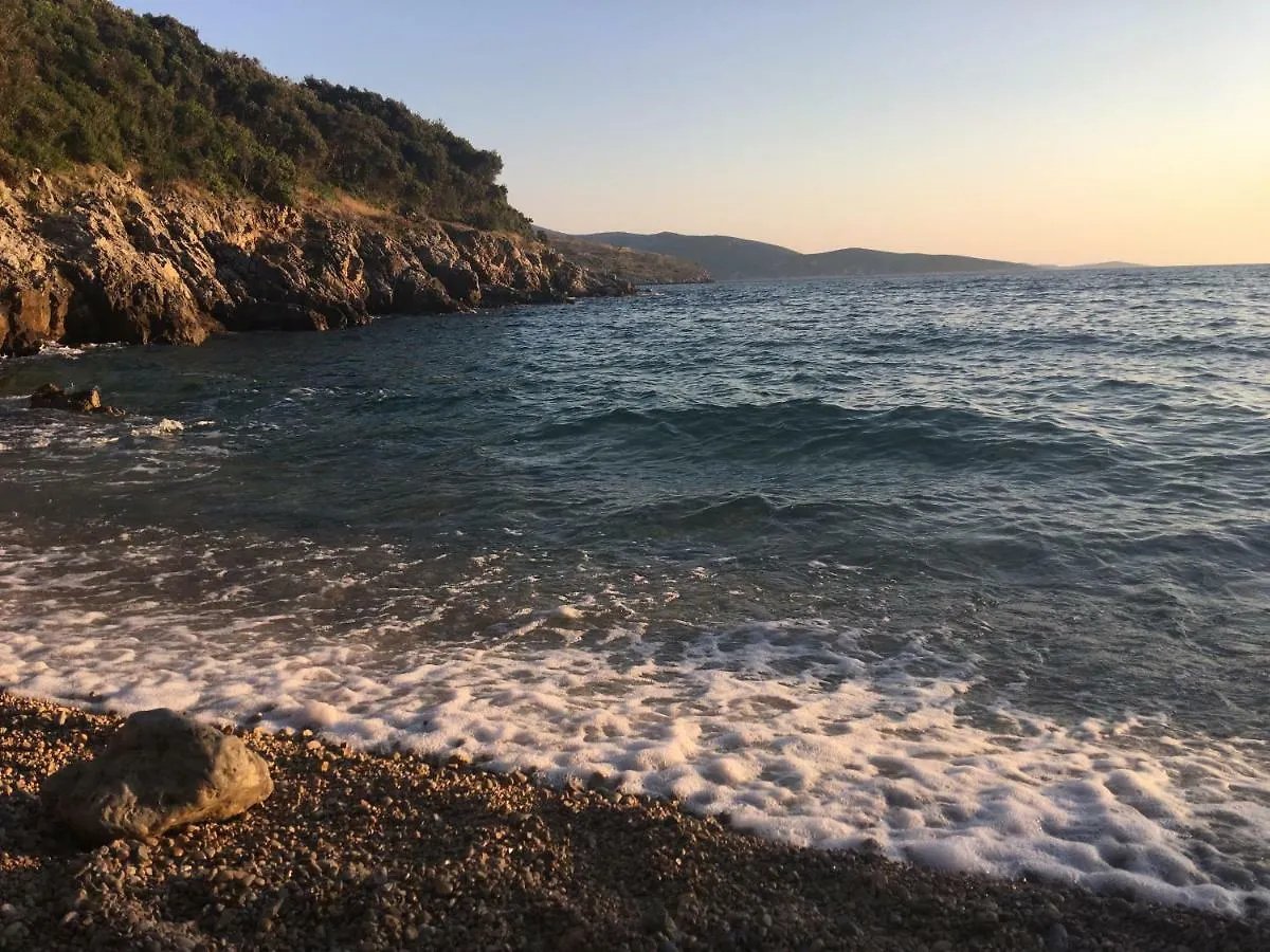 Ferienhaus Vita Vacation Home Ustrine